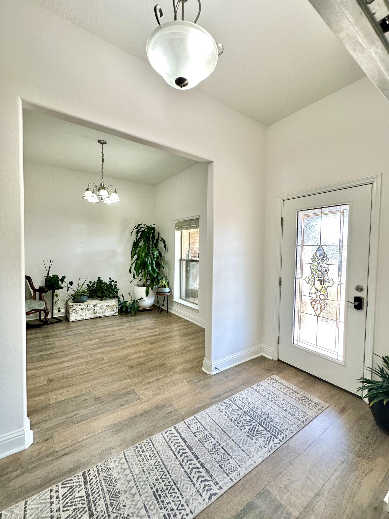 WINDMEADOWS - Residential