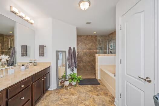 WINDMEADOWS - Residential