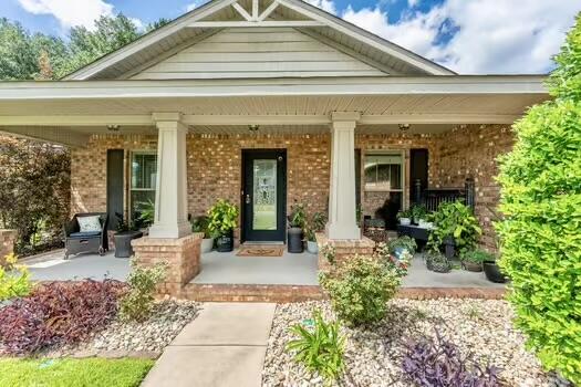 WINDMEADOWS - Residential