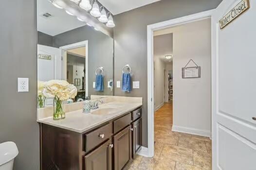 WINDMEADOWS - Residential