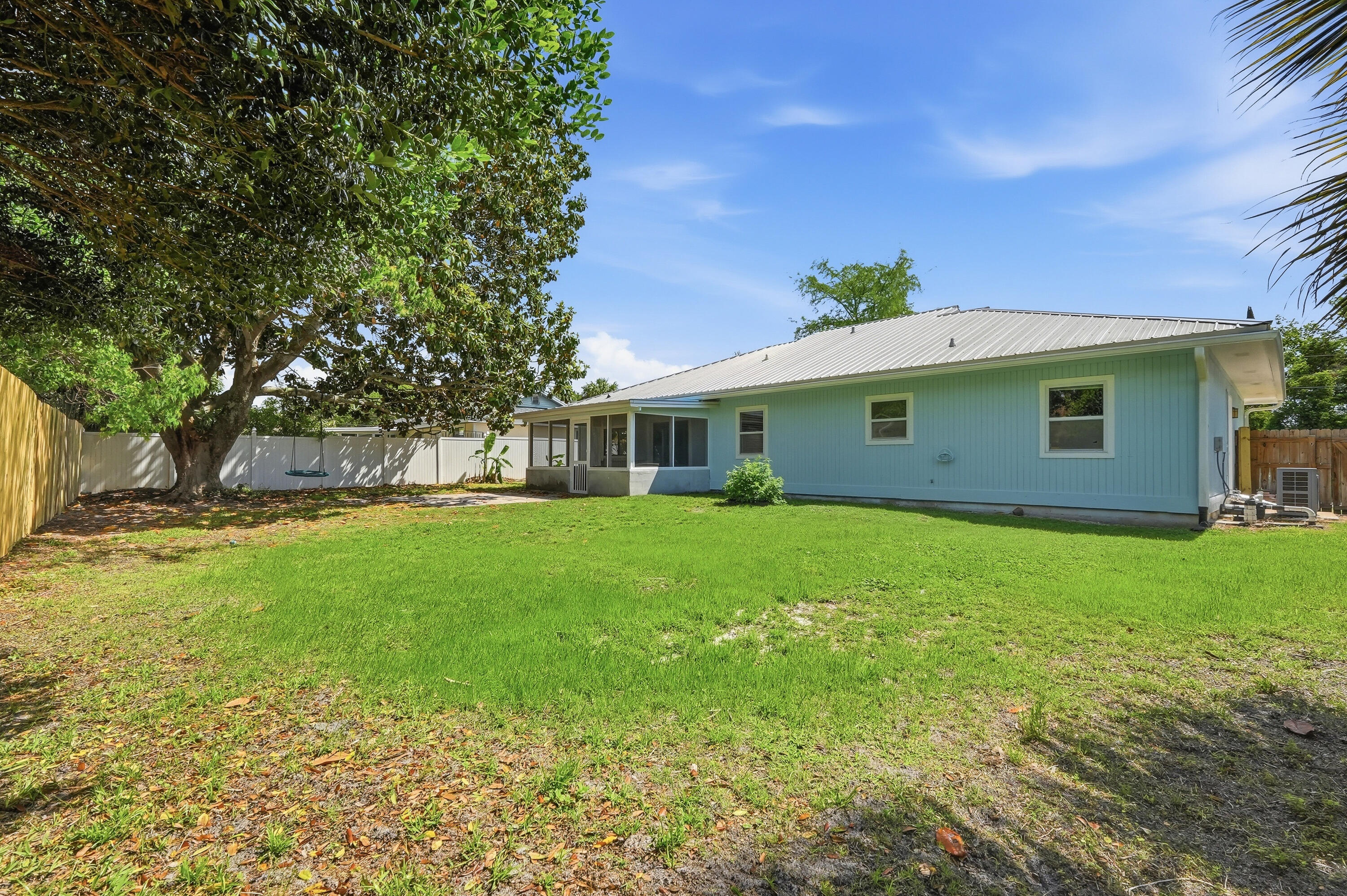 GULF MANOR S/D - Residential