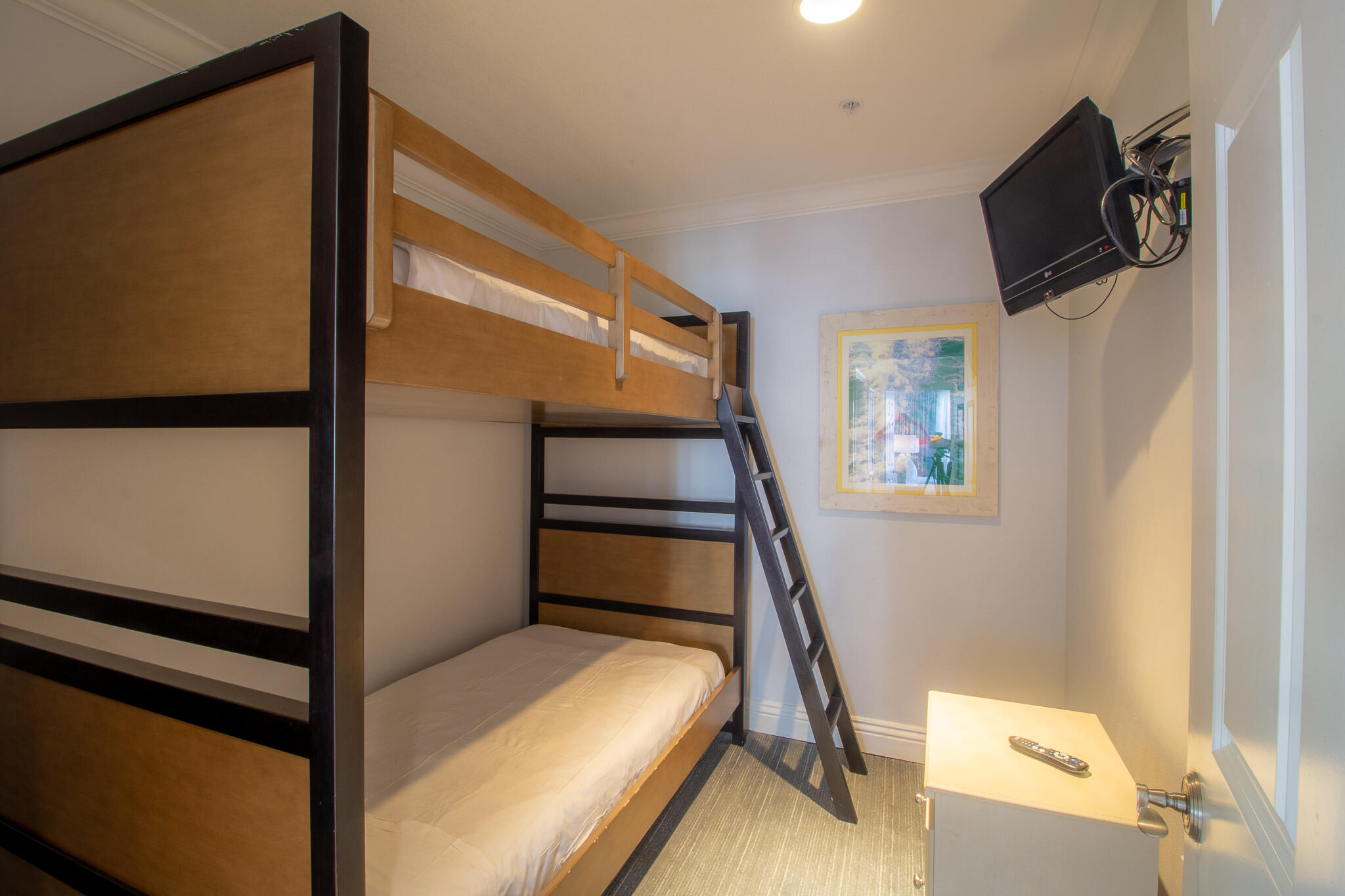 EMERALD GRANDE - Residential