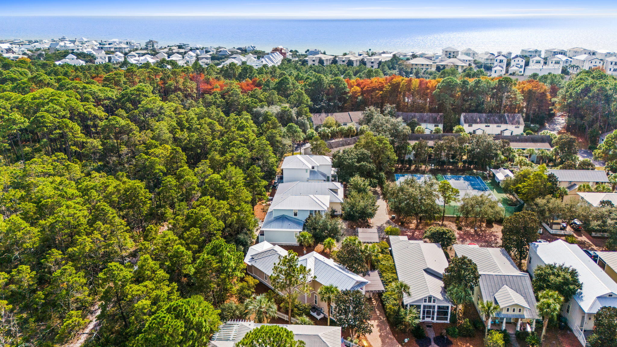 CASSINE VILLAGE - Residential