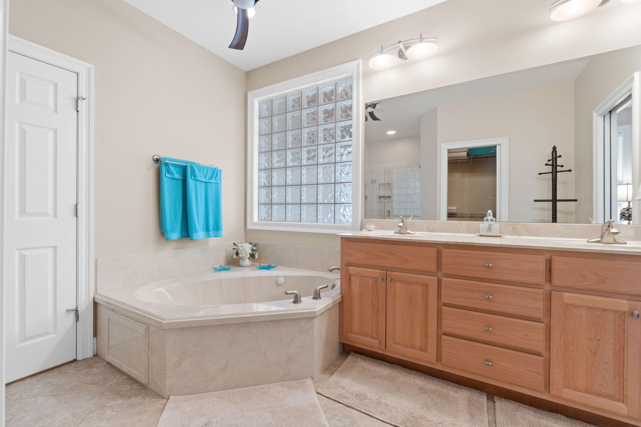 CASSINE VILLAGE - Residential