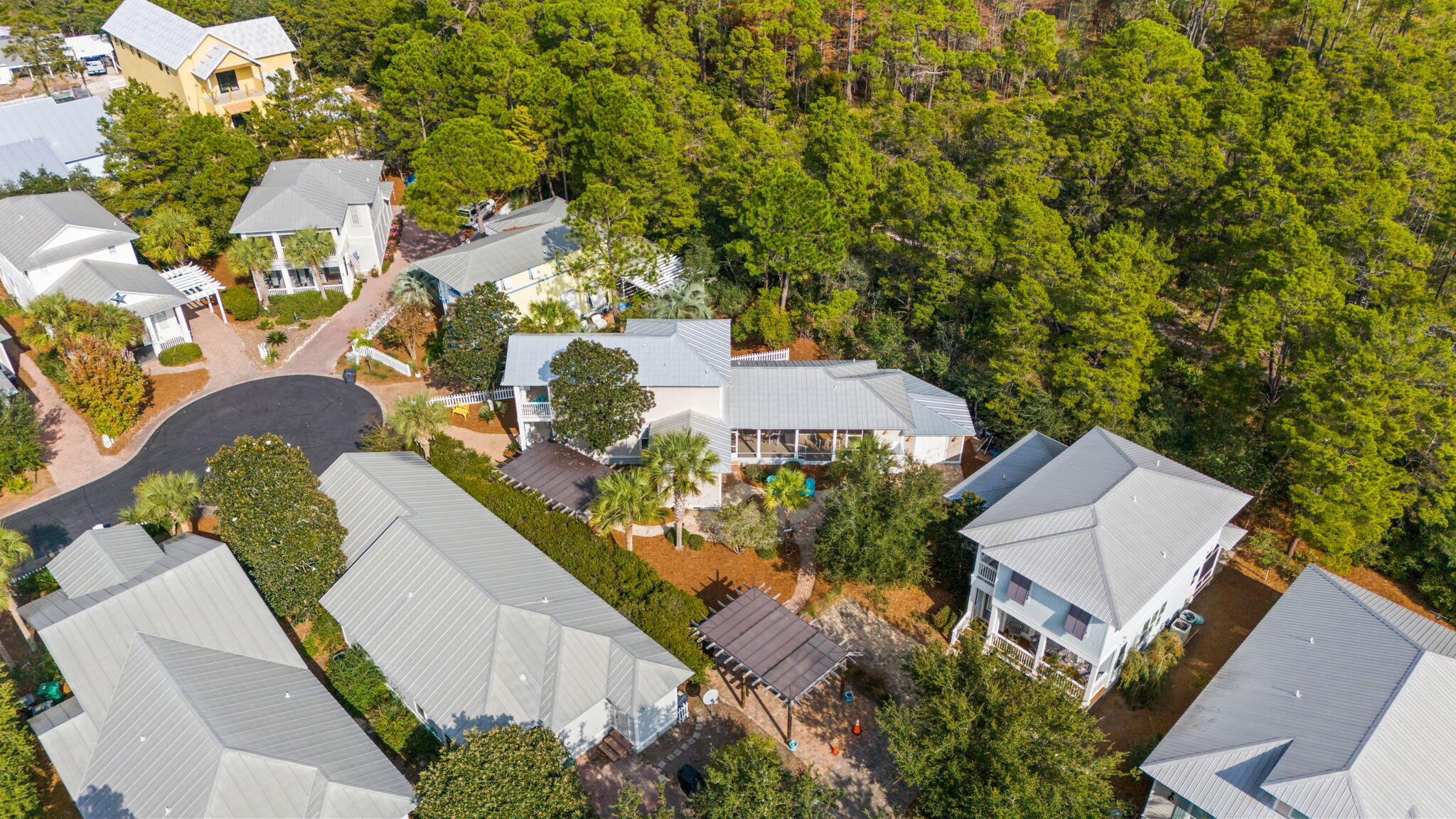 CASSINE VILLAGE - Residential