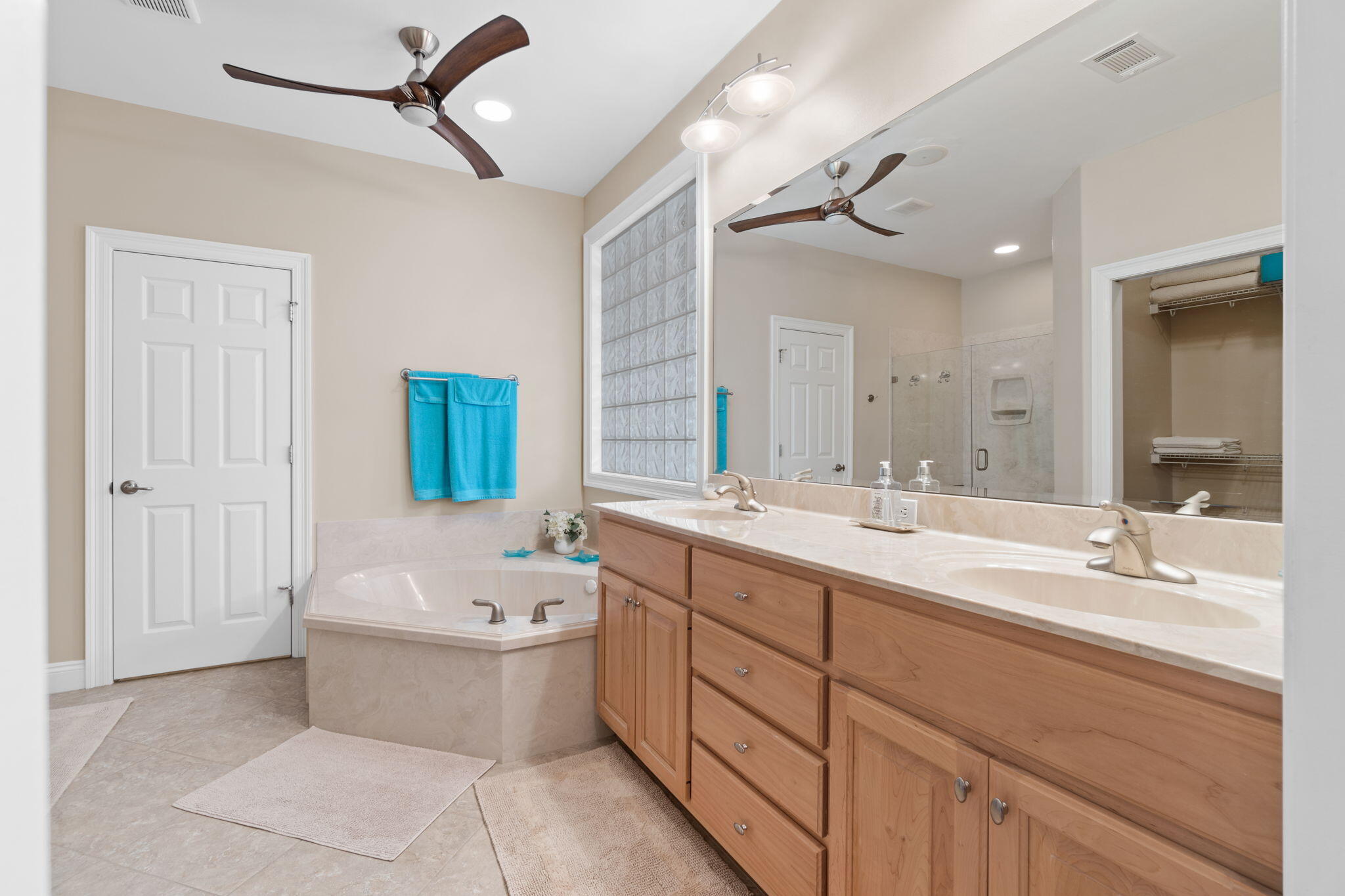 CASSINE VILLAGE - Residential