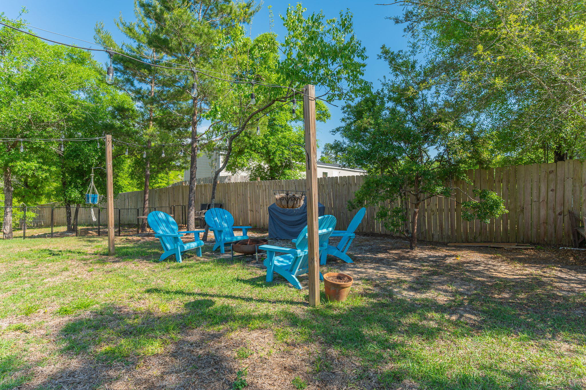 OAKWOOD HILLS - Residential Lease