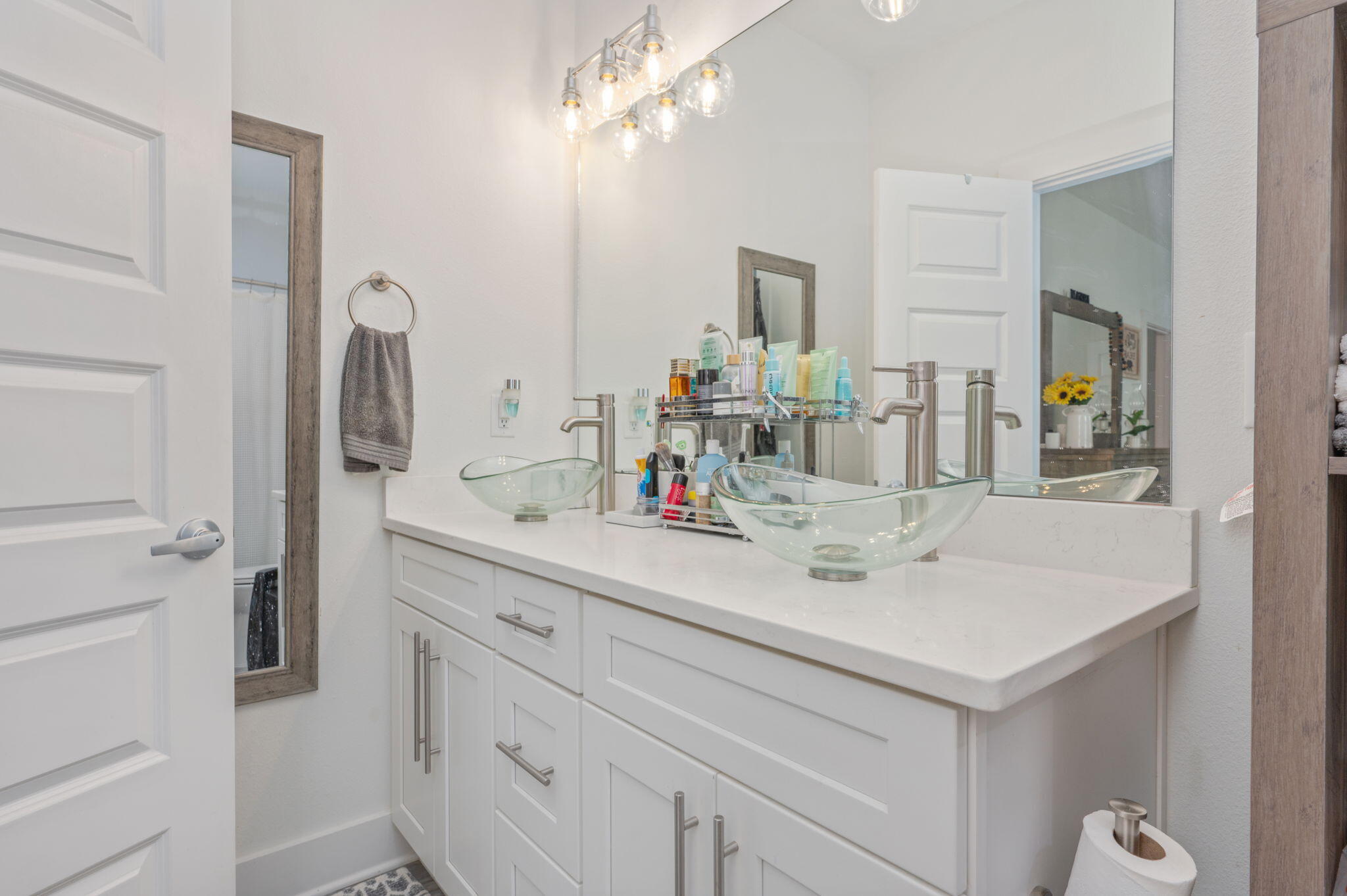 OAKWOOD HILLS - Residential Lease