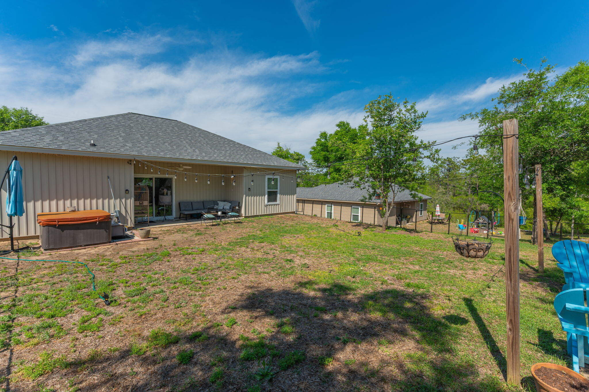 OAKWOOD HILLS - Residential Lease