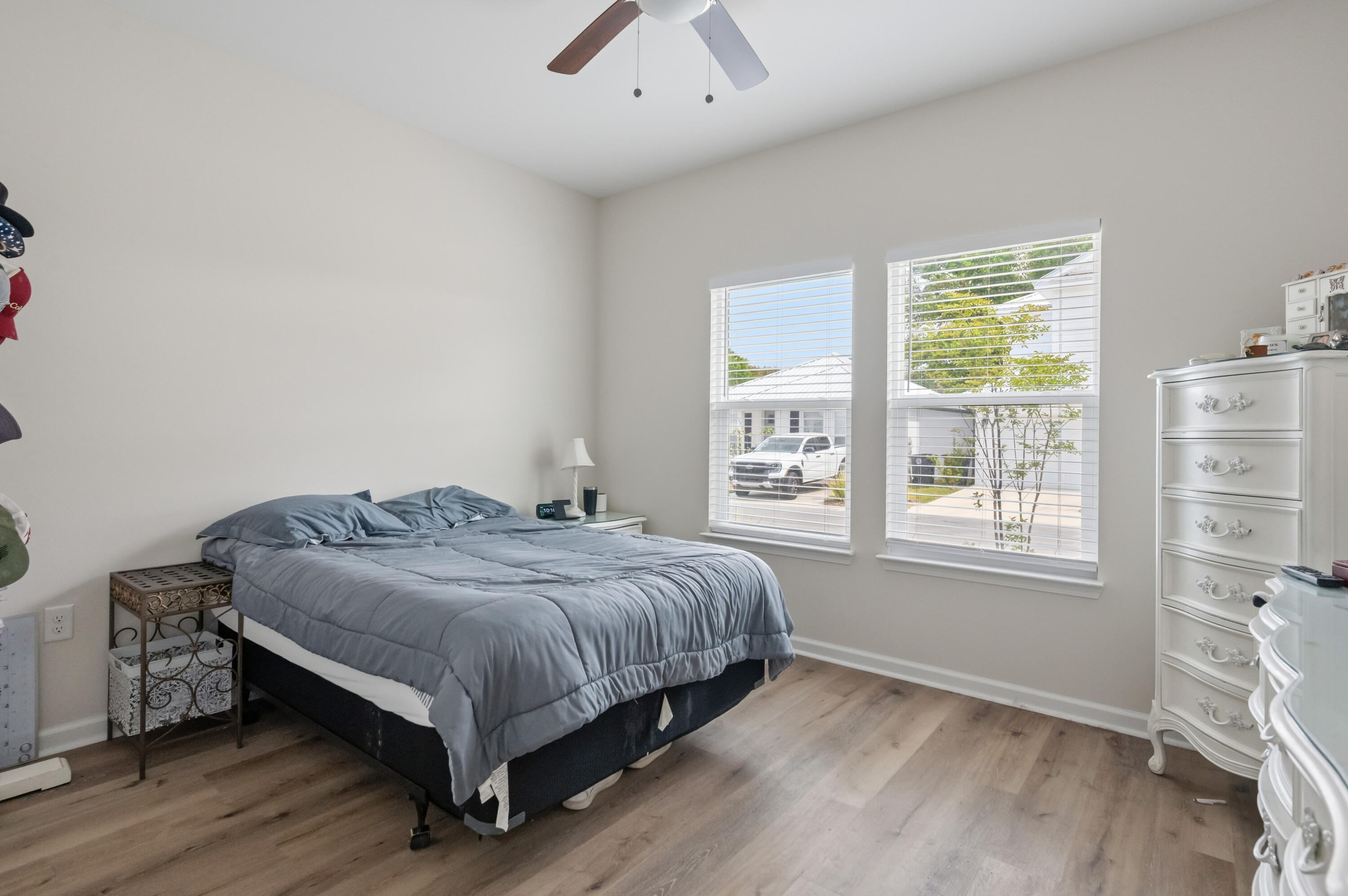 KAKE COTTAGES - Residential