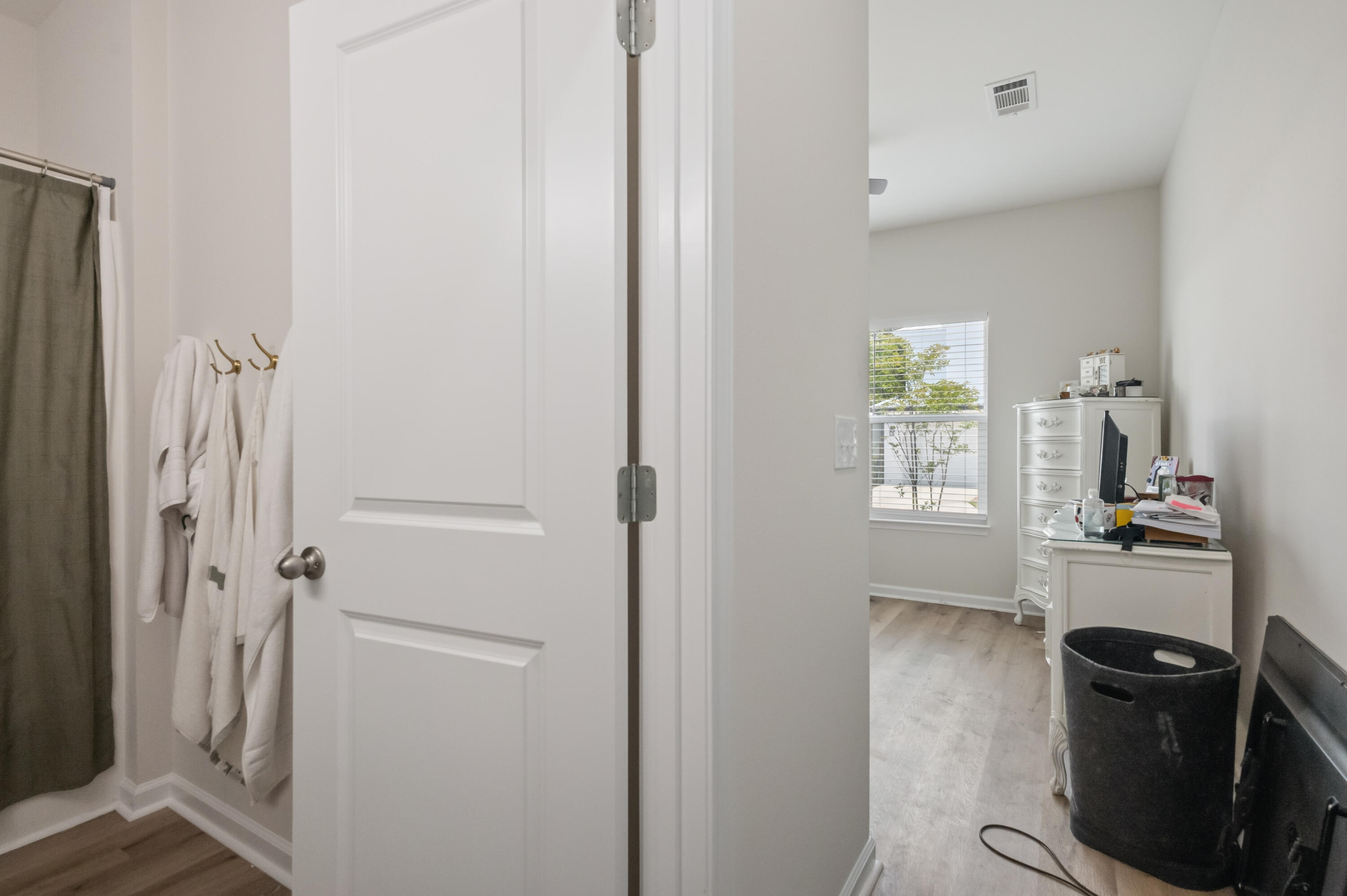 KAKE COTTAGES - Residential