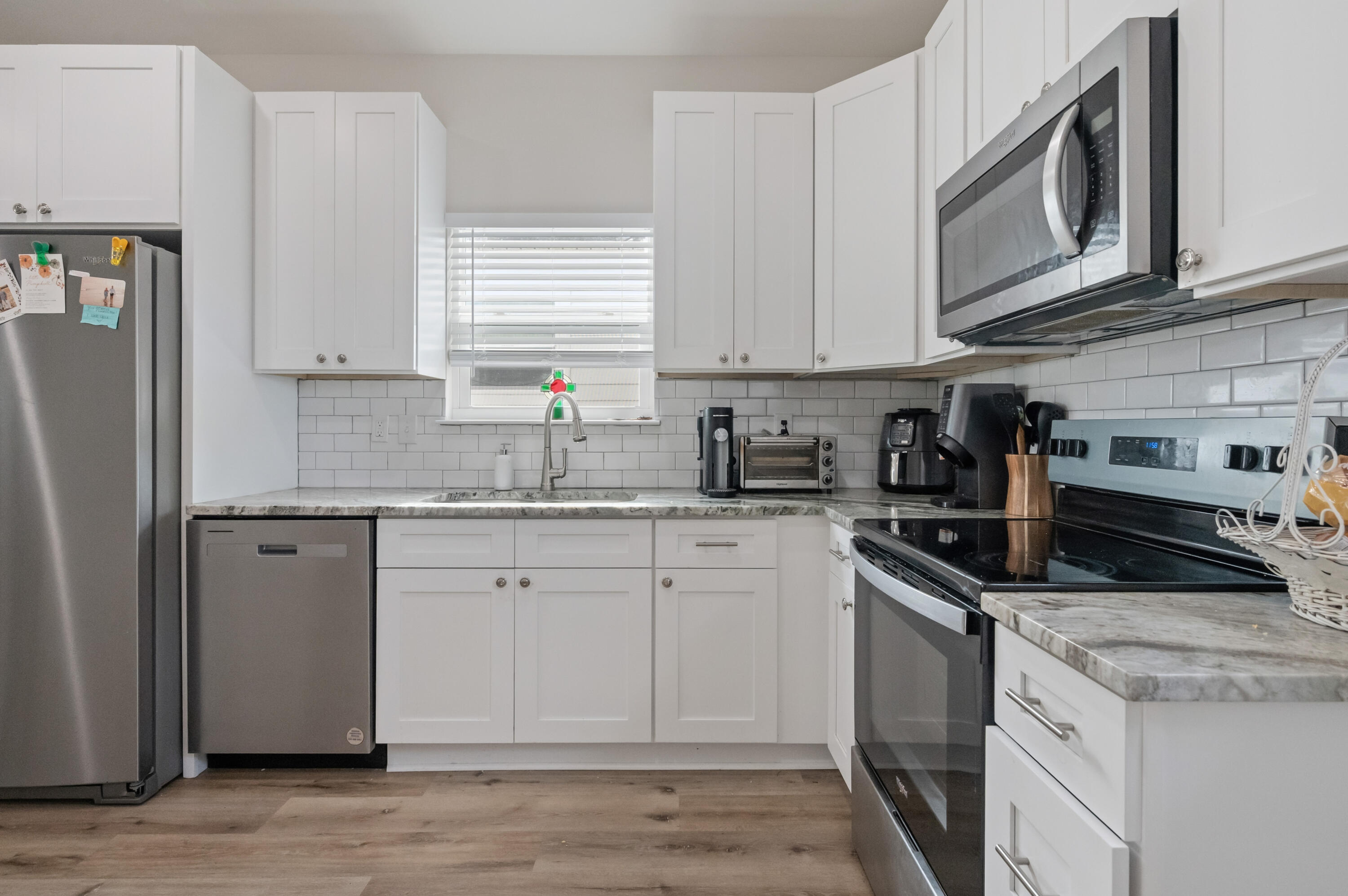 KAKE COTTAGES - Residential