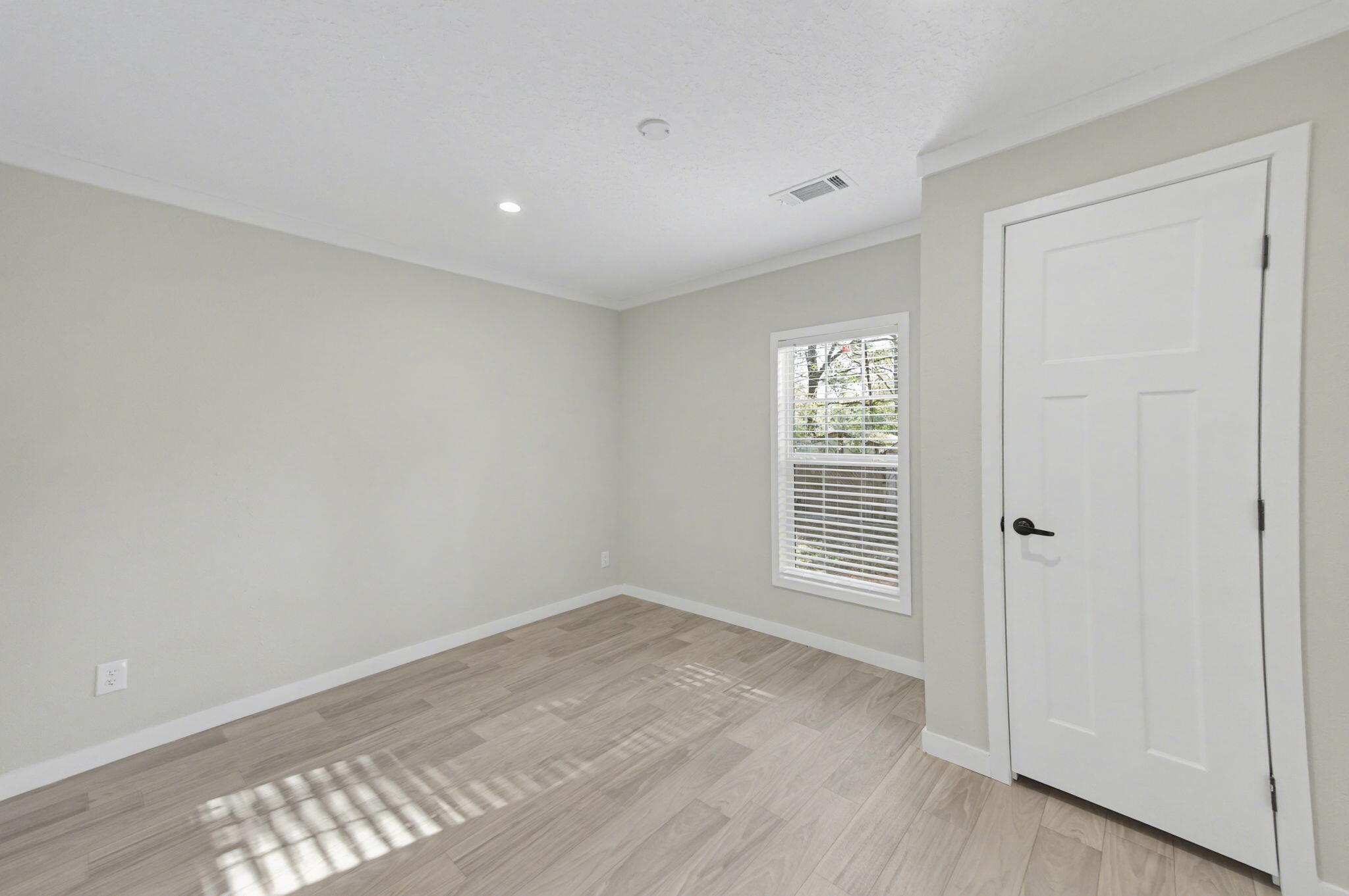 LAKE JUNIPER ESTATES UNIT 3 - Residential