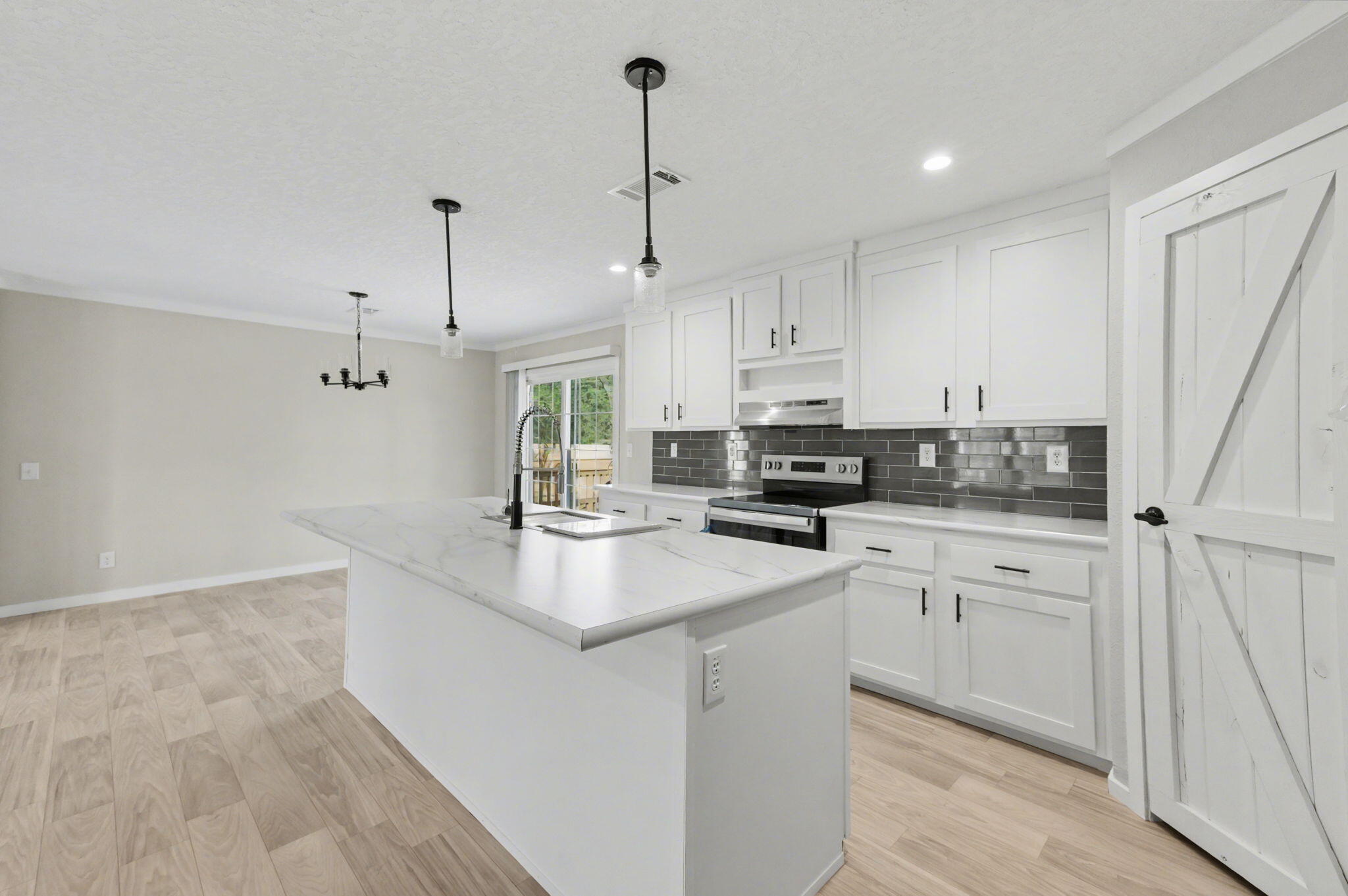 LAKE JUNIPER ESTATES UNIT 3 - Residential