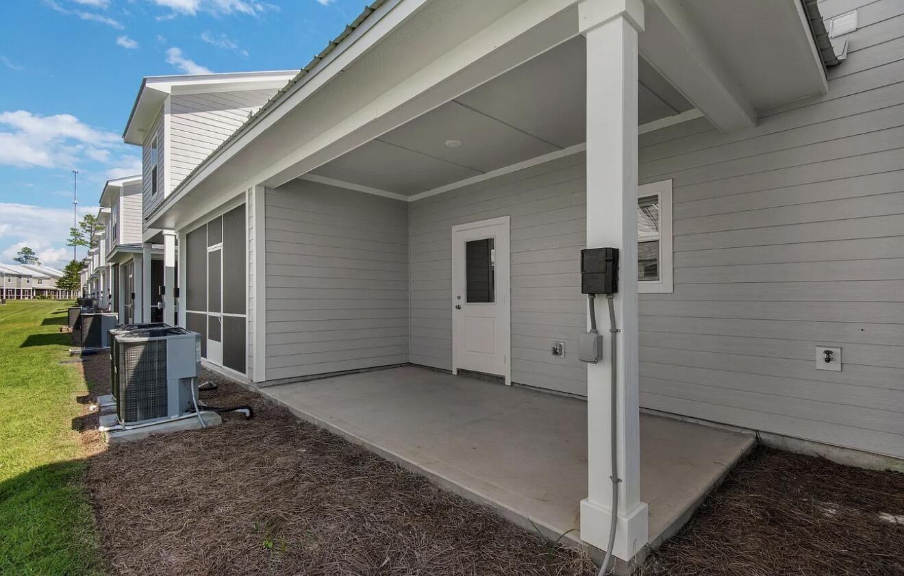 VERANDAS OF FREEPORT, THE - Residential