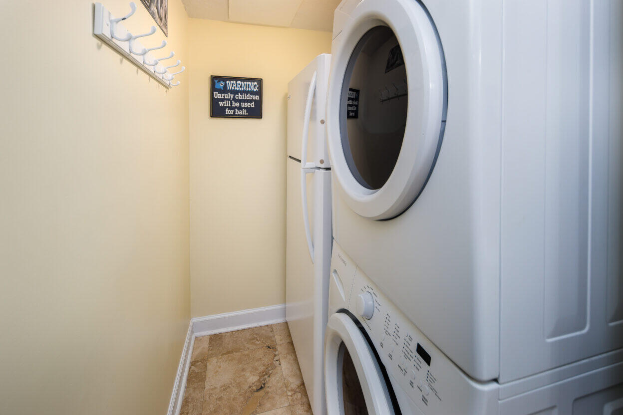 NAUTILUS CONDOMINIUMS - Residential