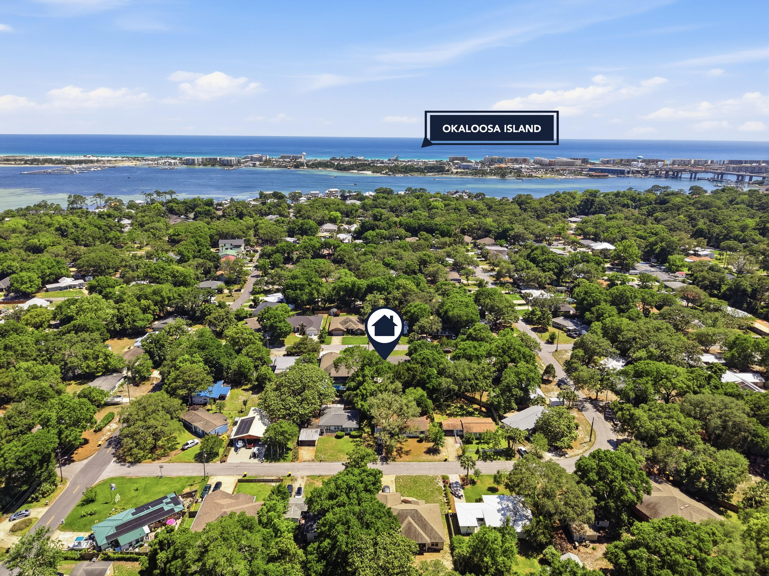 ELLIOTTS POINT - Residential