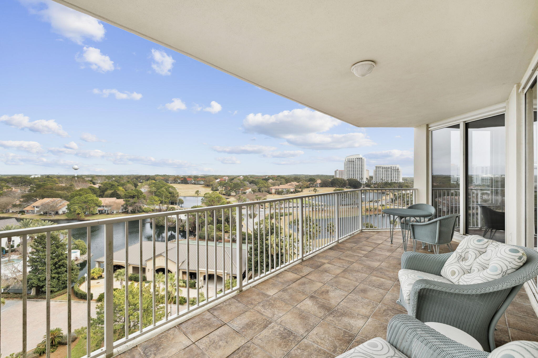 ONE BEACH CLUB DRIVE - Residential