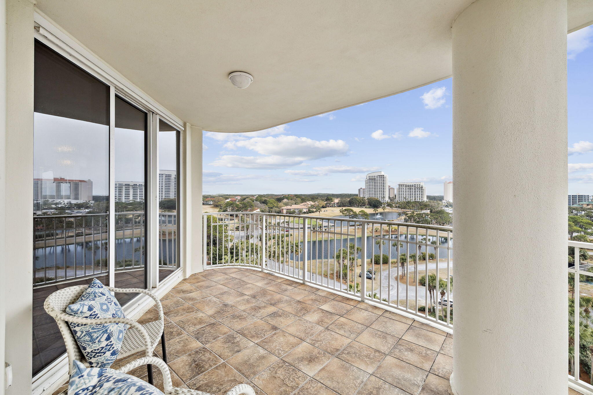 ONE BEACH CLUB DRIVE - Residential