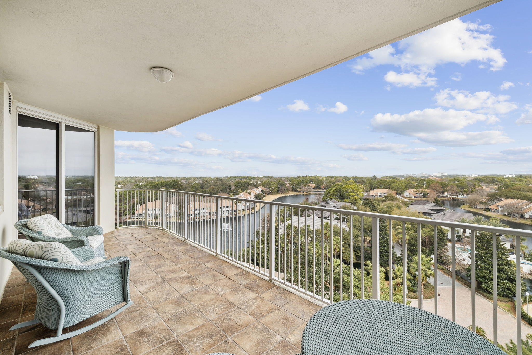 ONE BEACH CLUB DRIVE - Residential