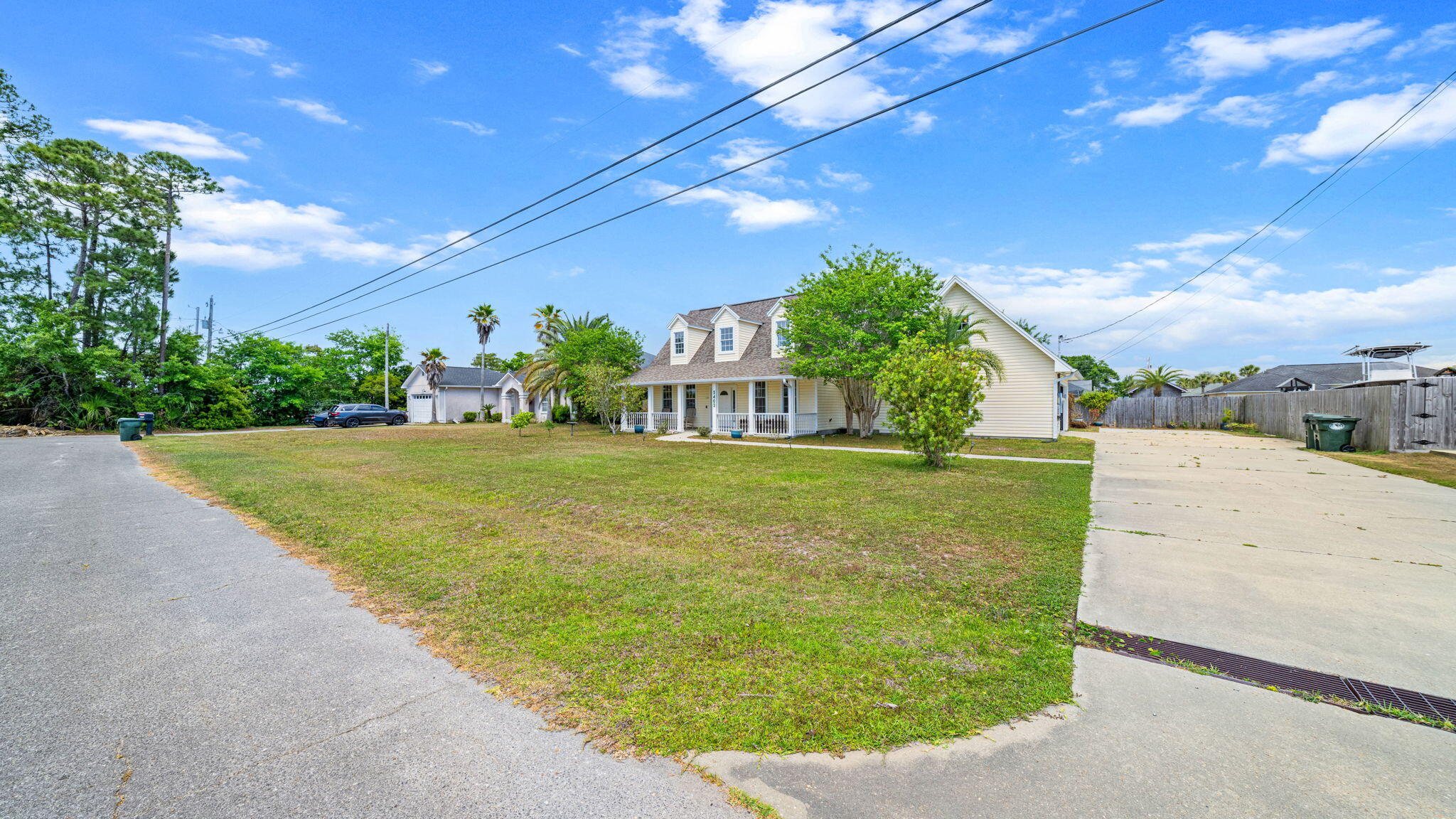 LYNN HAVEN - Residential
