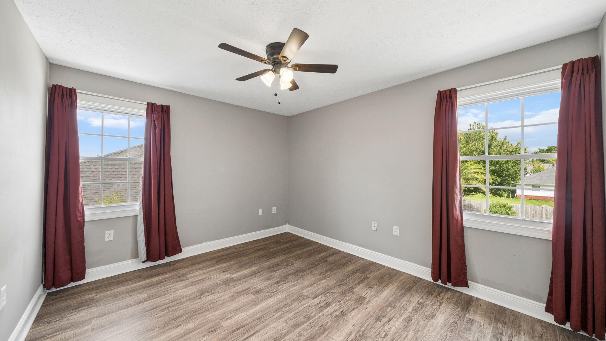 LYNN HAVEN - Residential