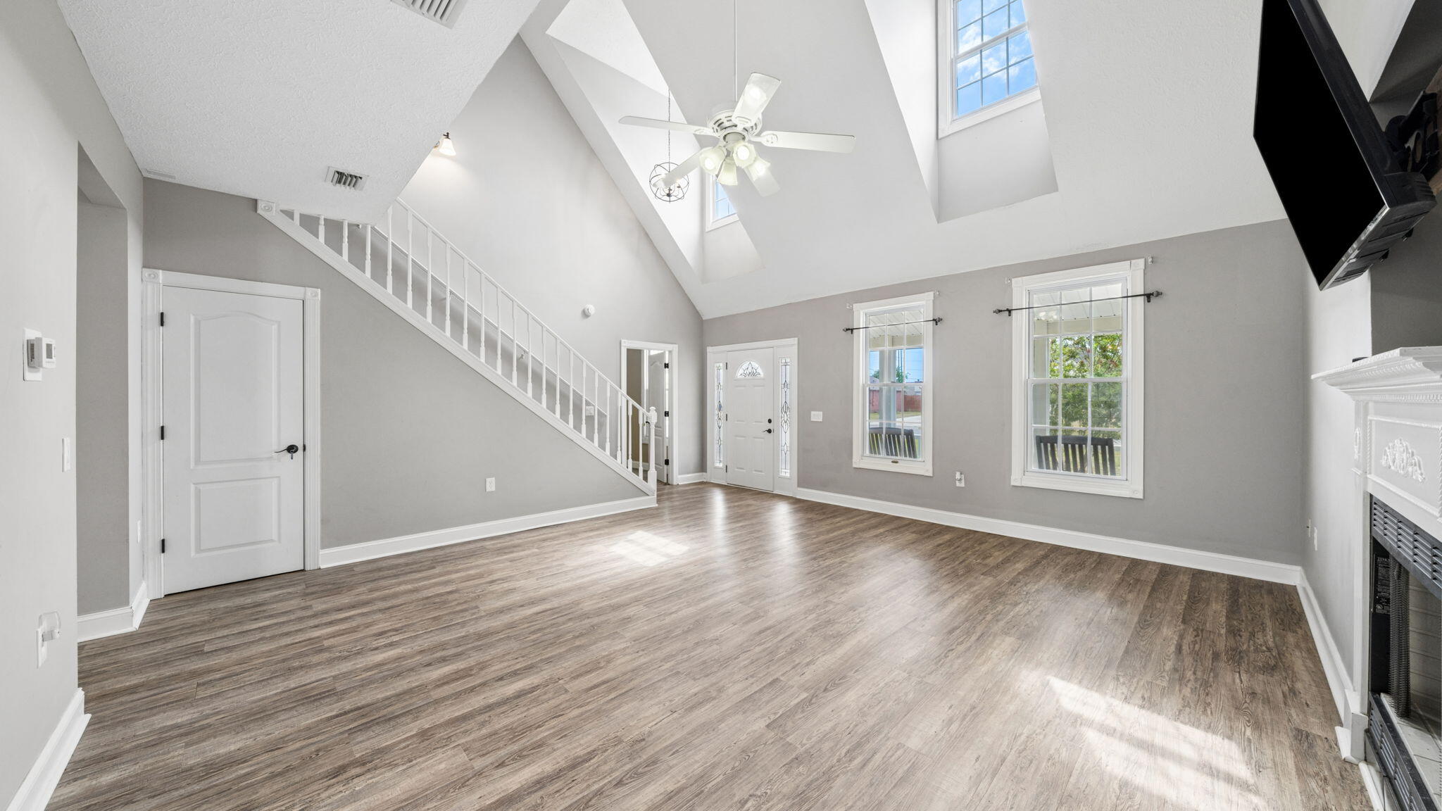 LYNN HAVEN - Residential