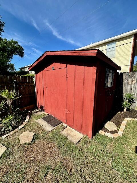 WOODHAM MANOR 3RD ADDN - Residential Lease