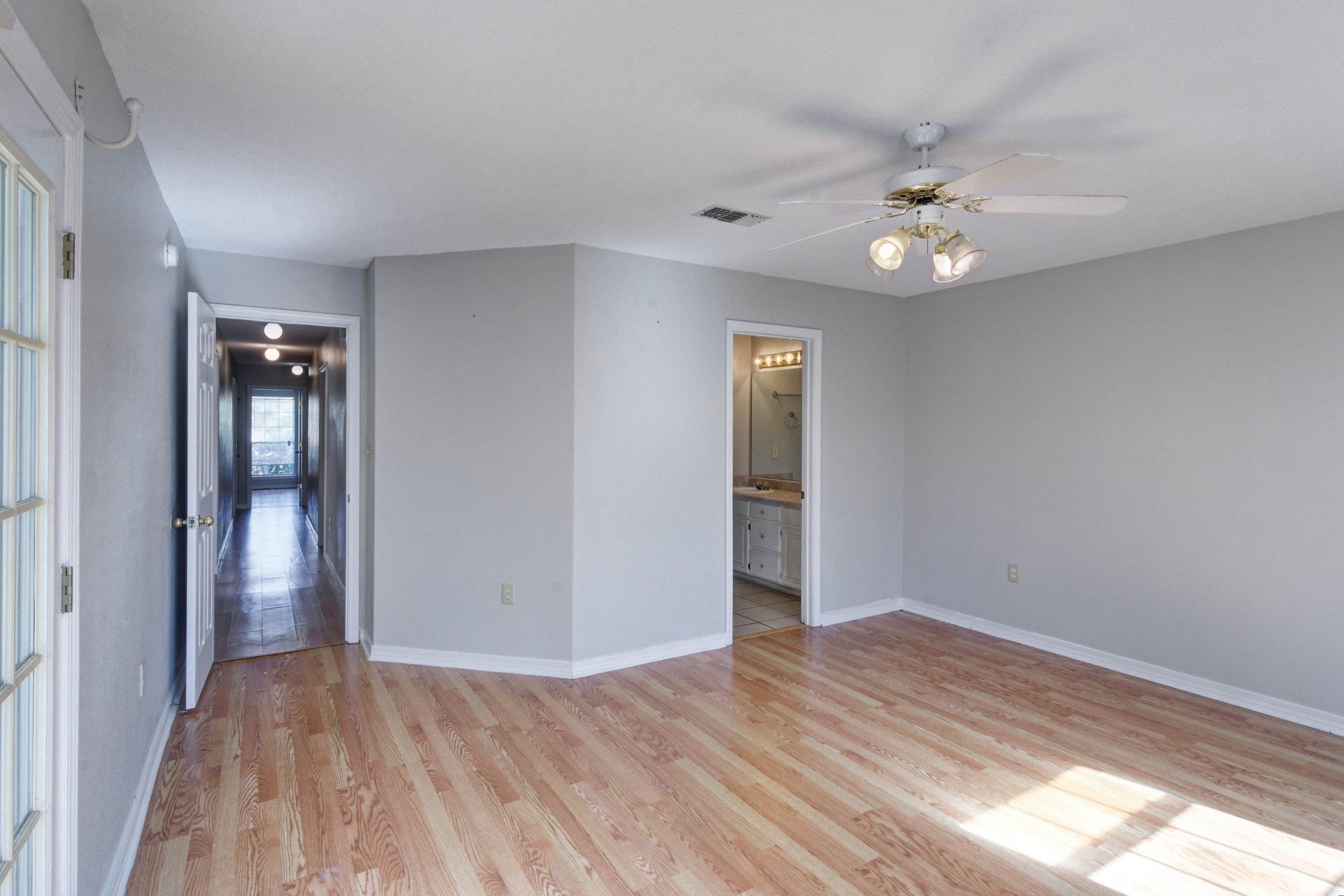 MANDAVILLA - Residential