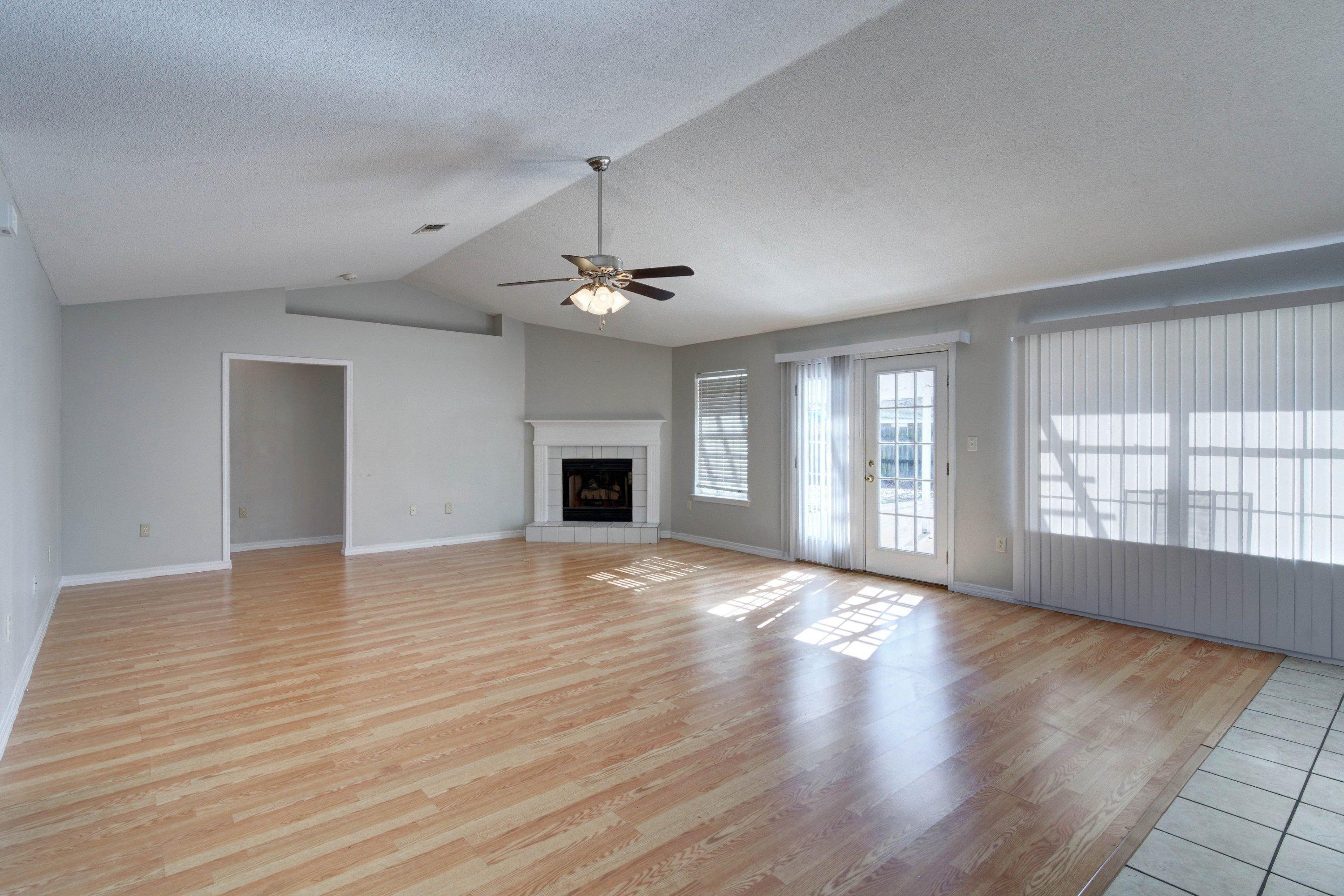 MANDAVILLA - Residential