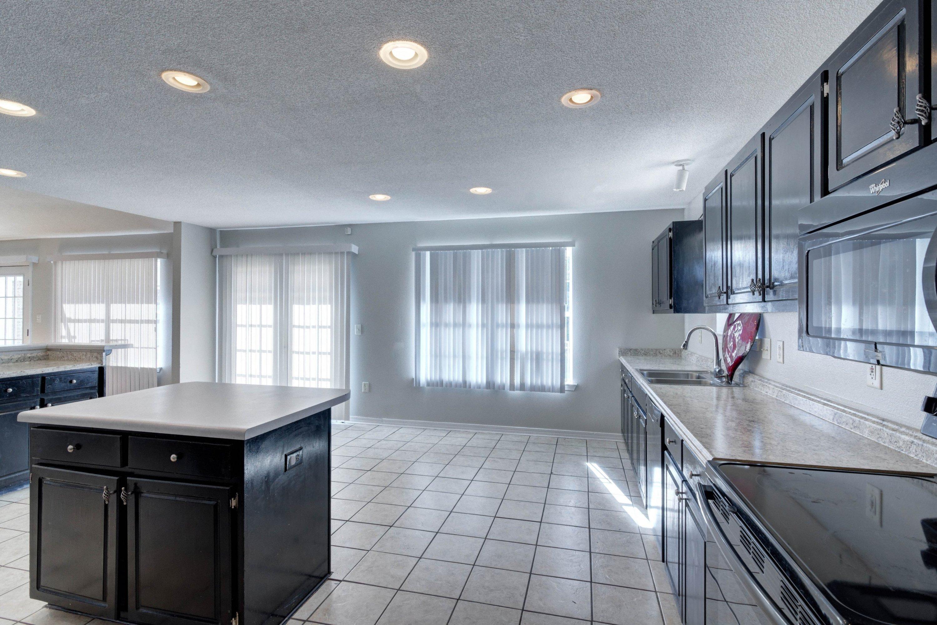 MANDAVILLA - Residential