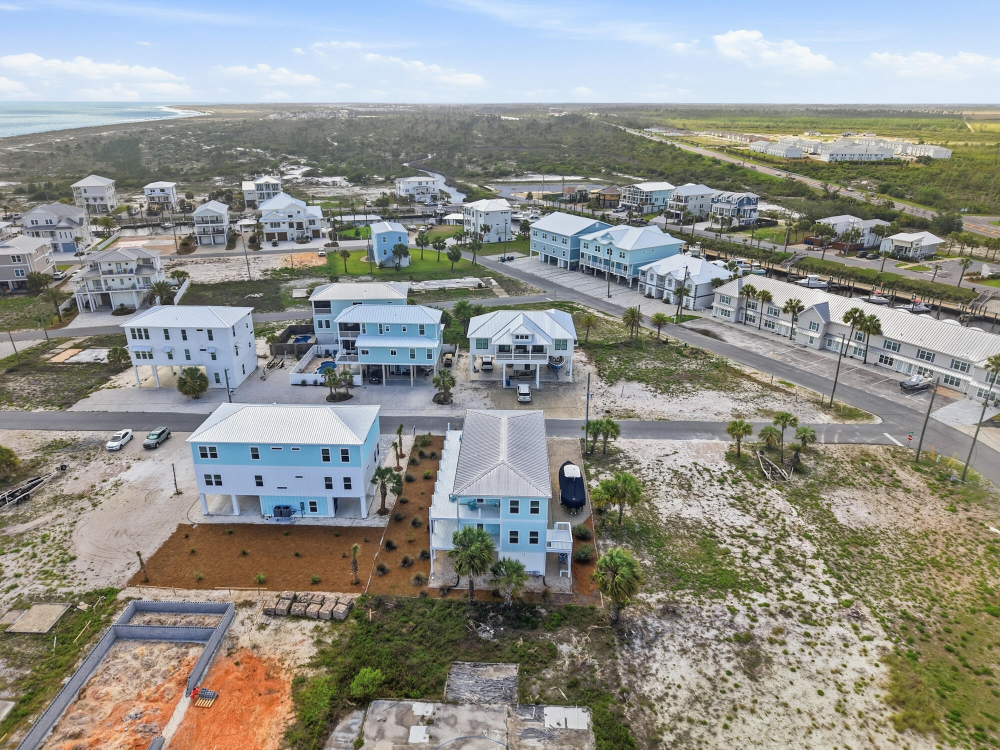 NO RECORDED SUBDIVISION - Residential
