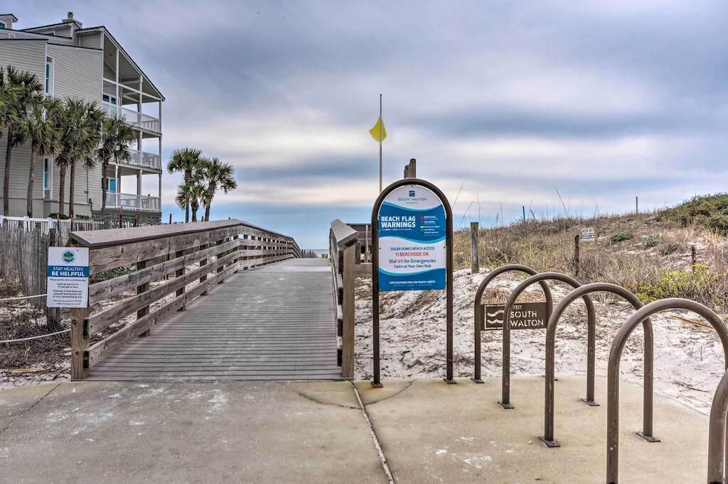 BEACHSIDE VILLAS CONDO - Residential
