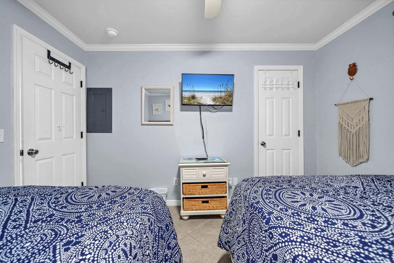 BEACHSIDE VILLAS CONDO - Residential