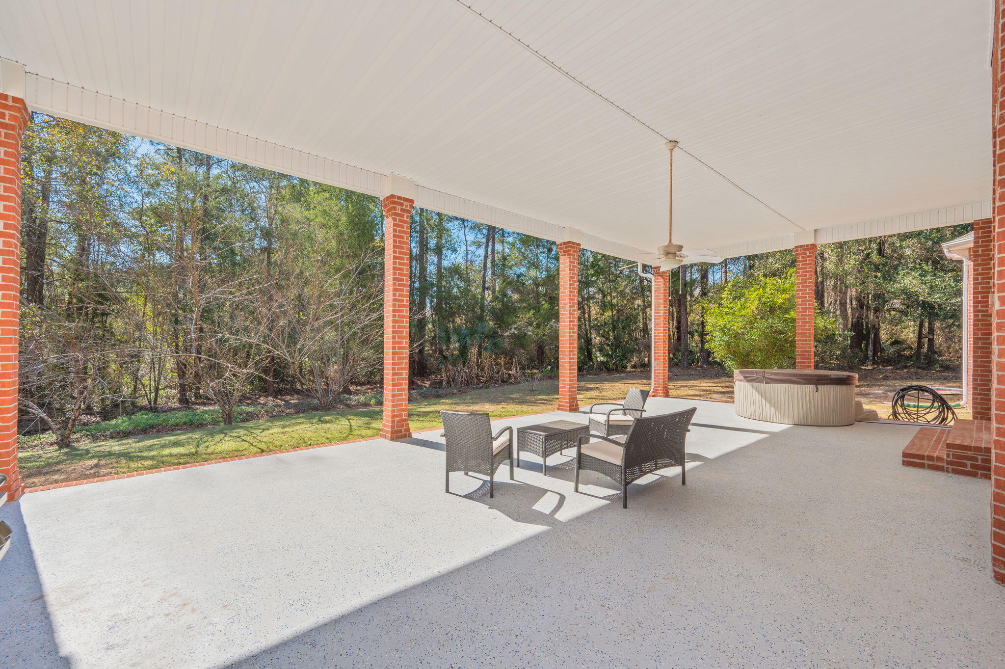 RIVERCHASE S/D PH 1 - Residential