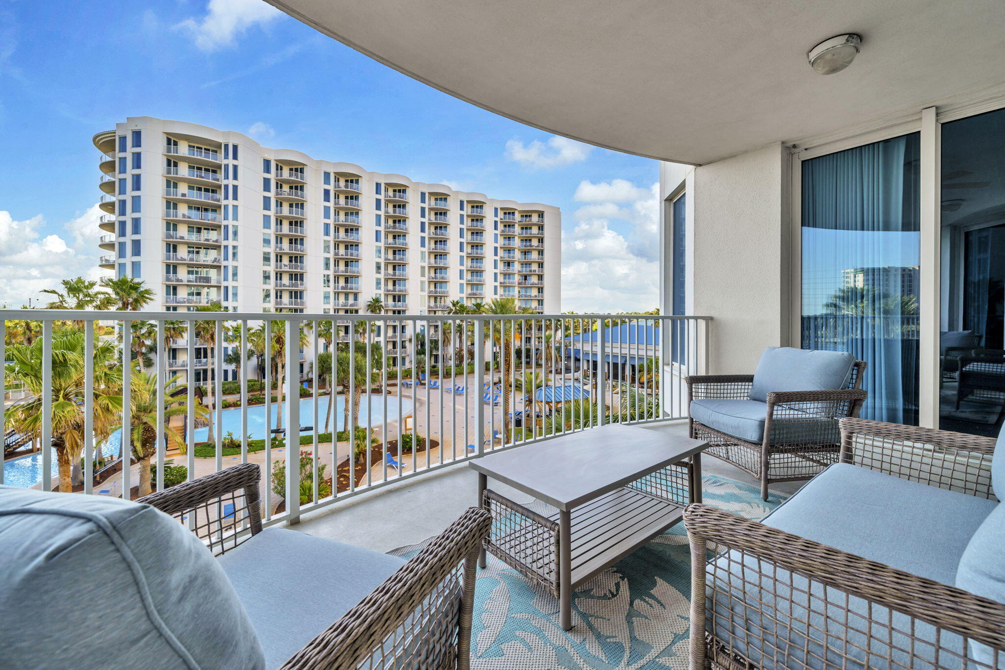 THE PALMS OF DESTIN - Residential