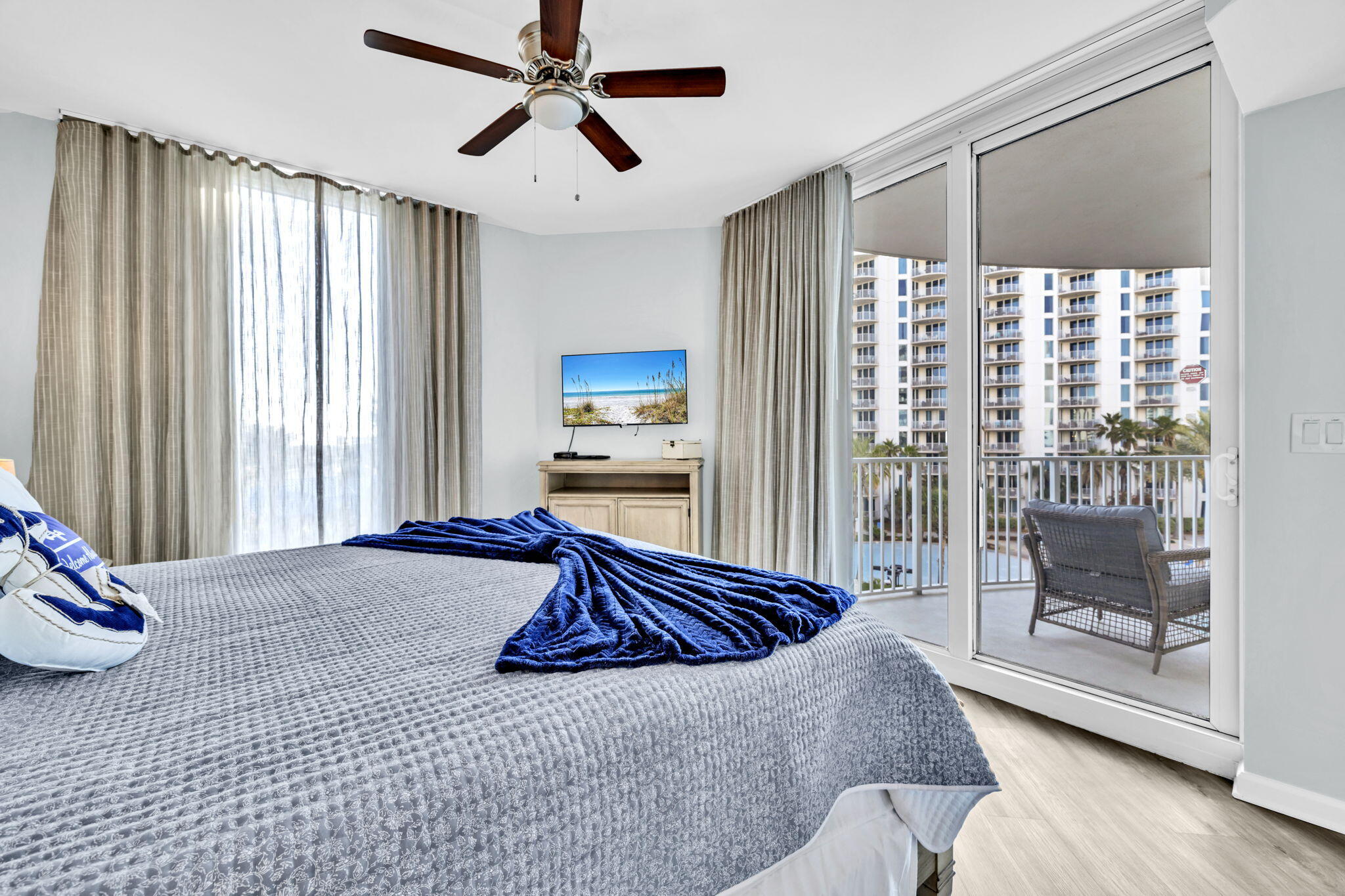 THE PALMS OF DESTIN - Residential