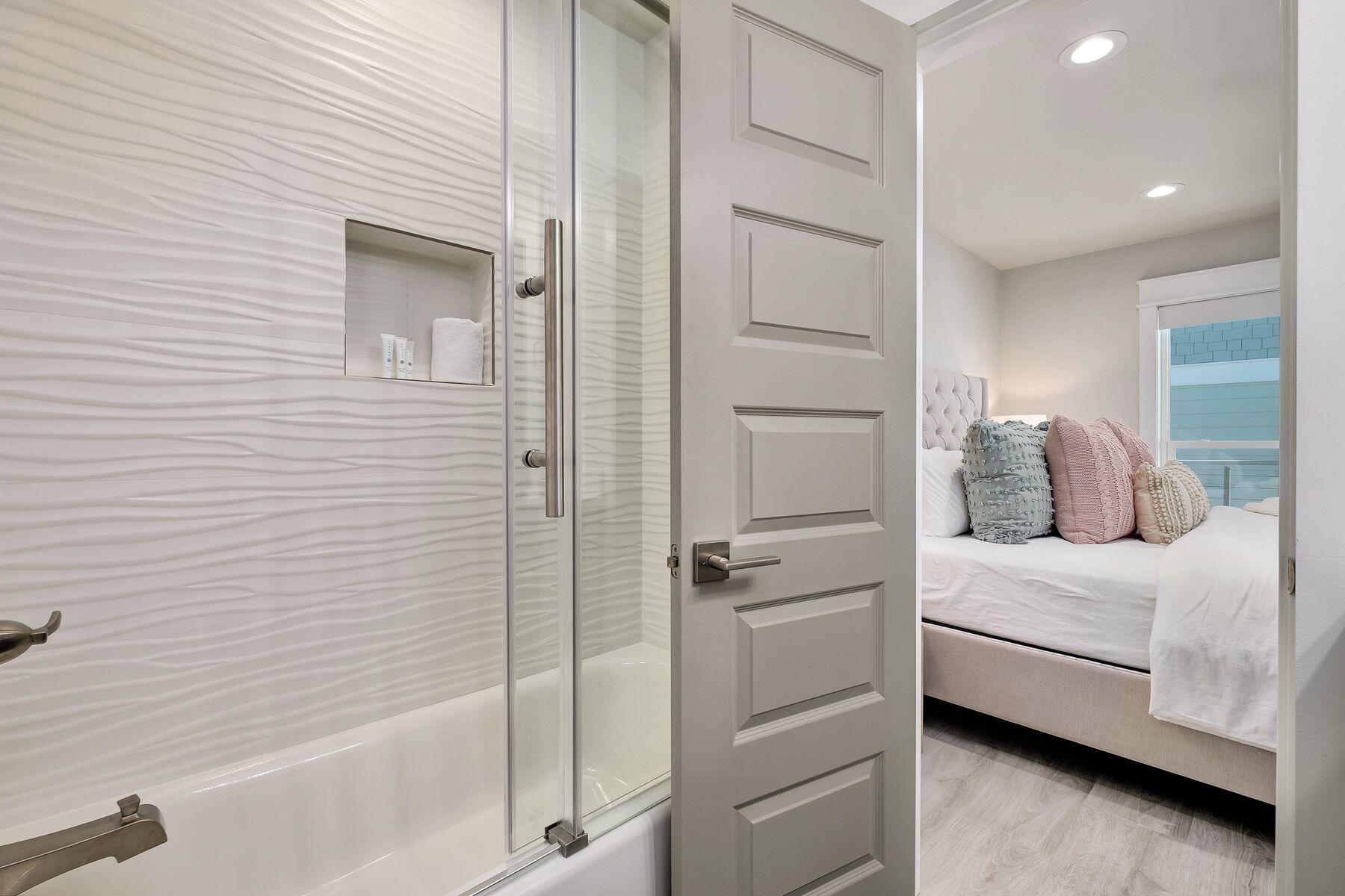 GRAYTON BEACH - Residential