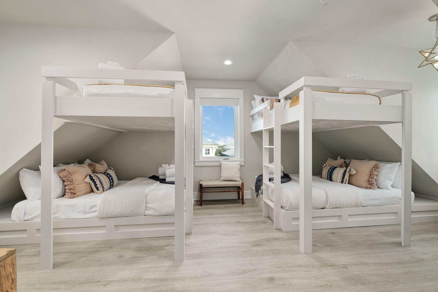 GRAYTON BEACH - Residential