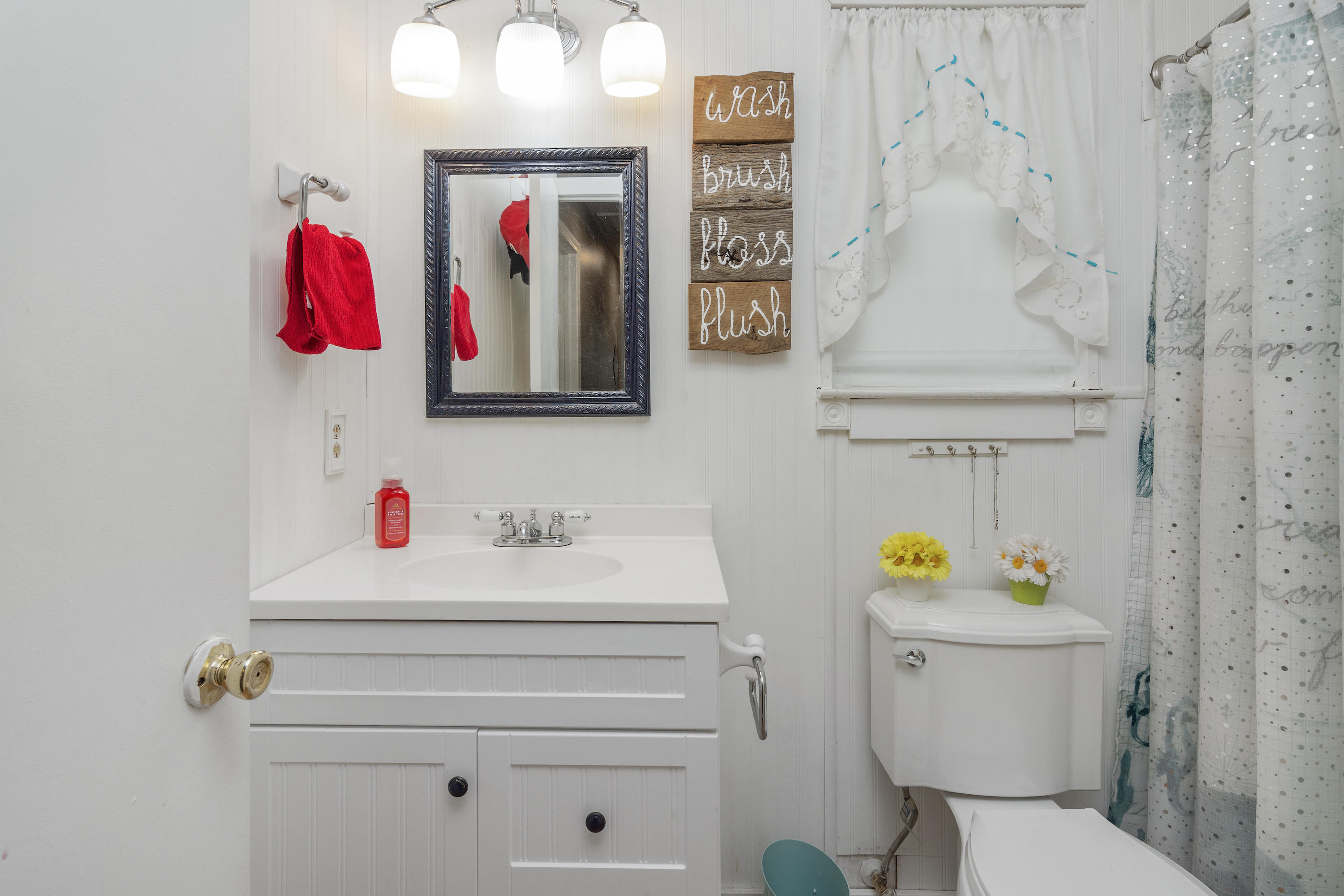 HOLLEY BY THE SEA - Residential