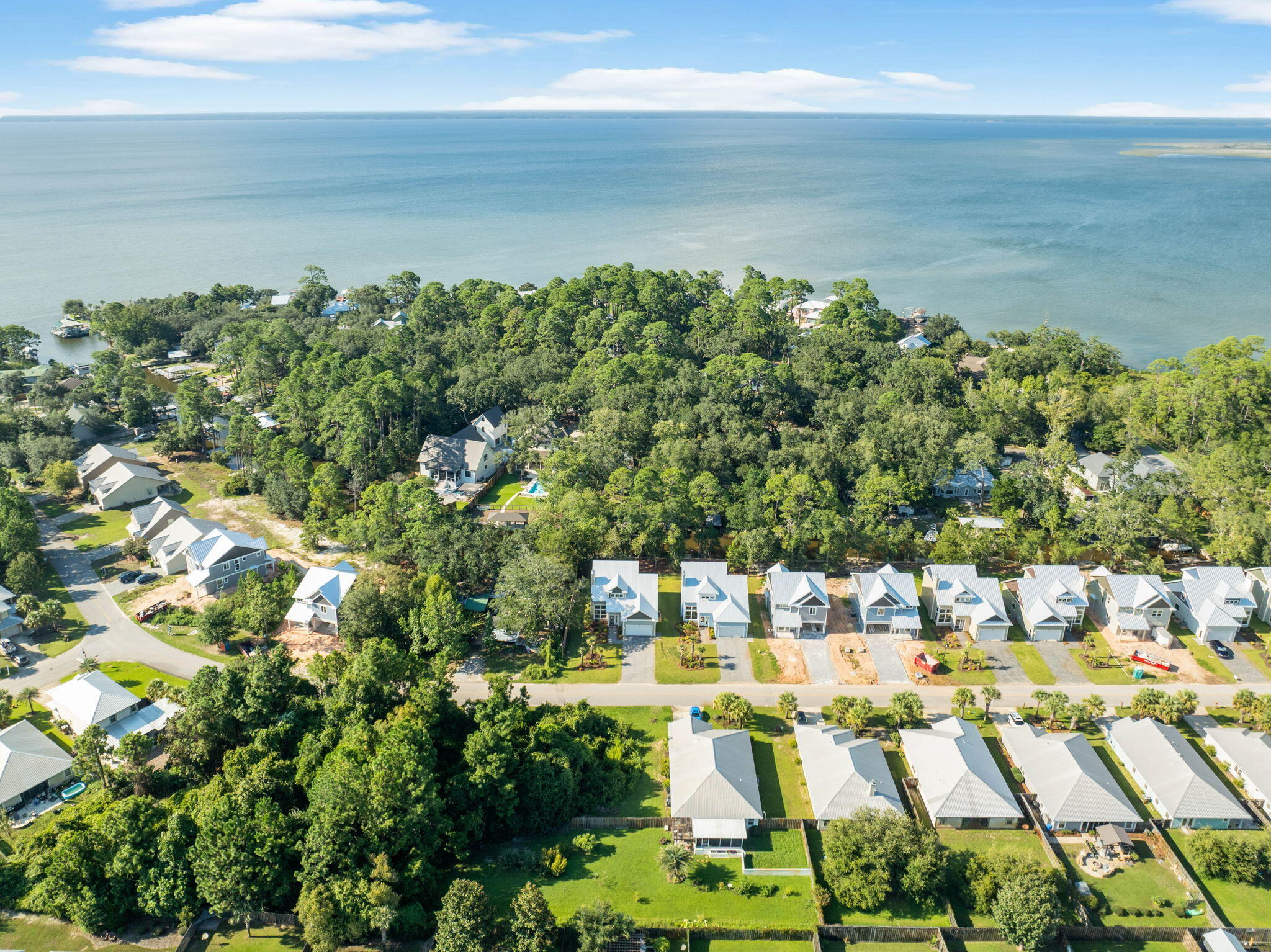 EAGLE BAY - Residential