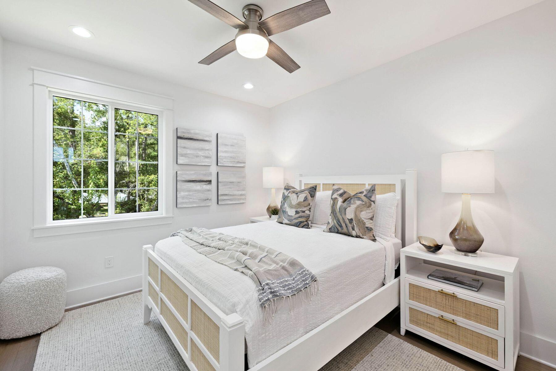 EAGLE BAY - Residential