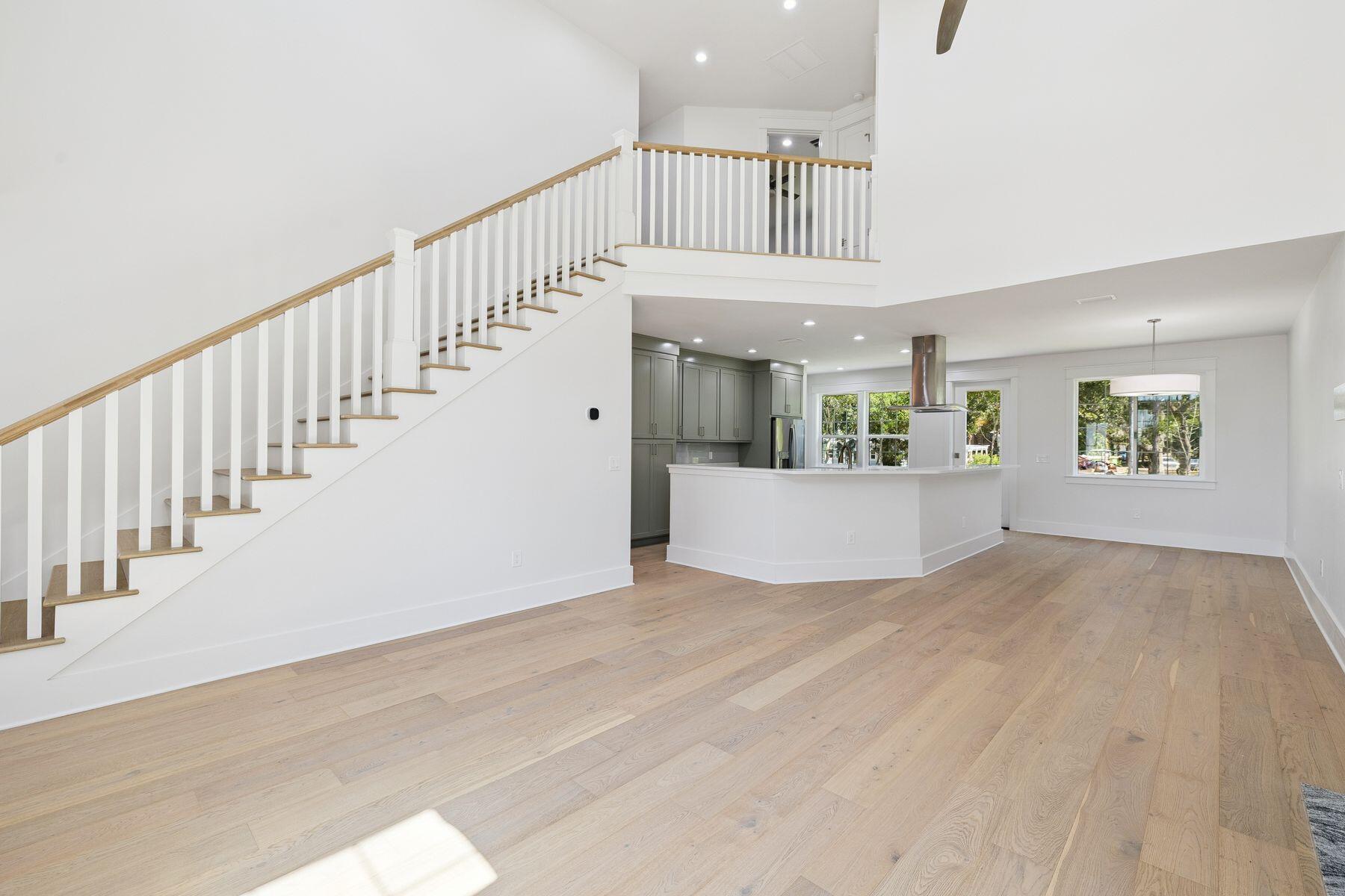 EAGLE BAY - Residential