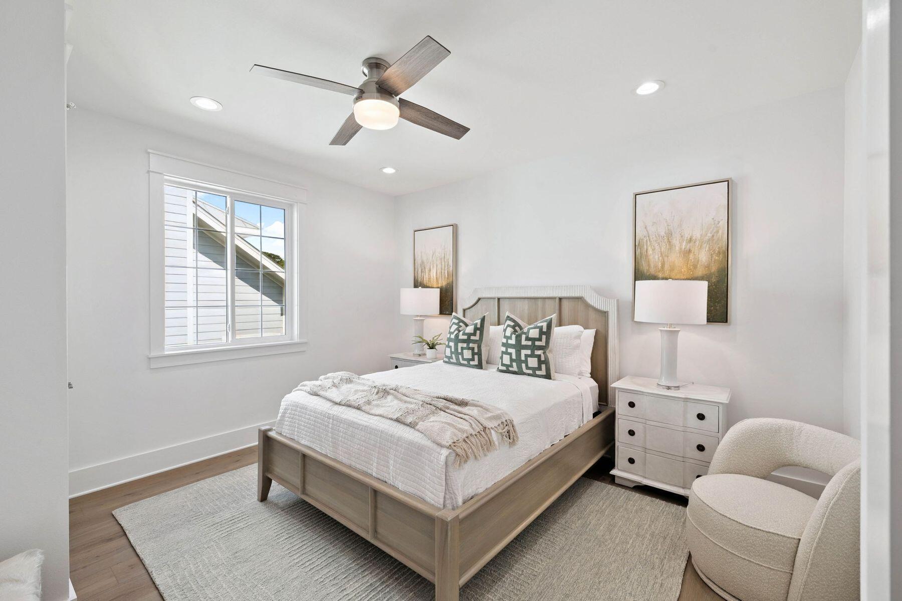 EAGLE BAY - Residential