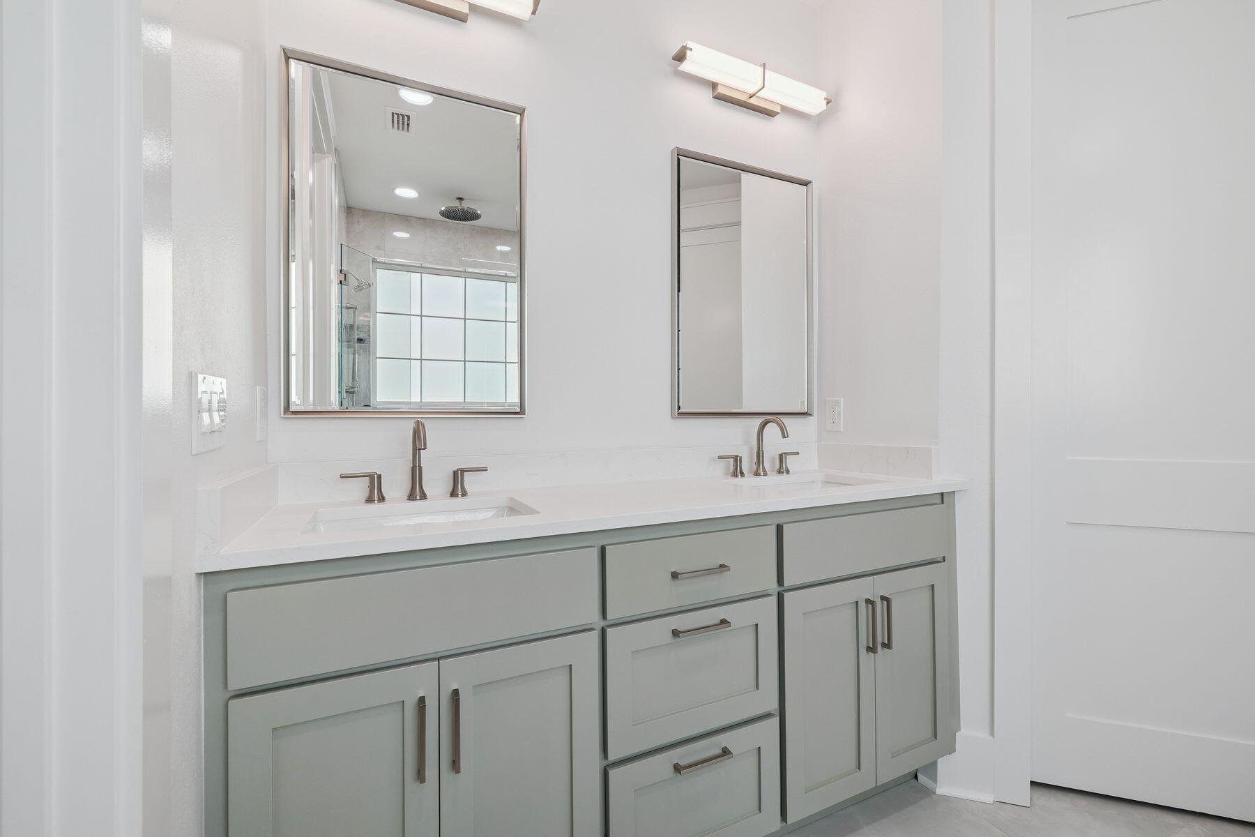 EAGLE BAY - Residential