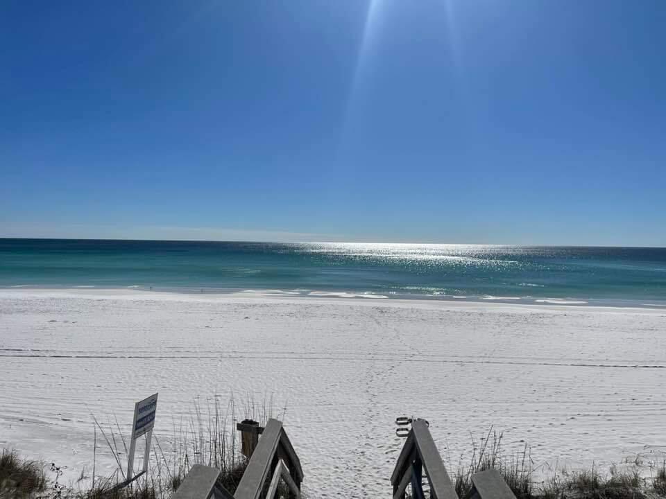 EMERALD BREEZE ESTATES - Residential