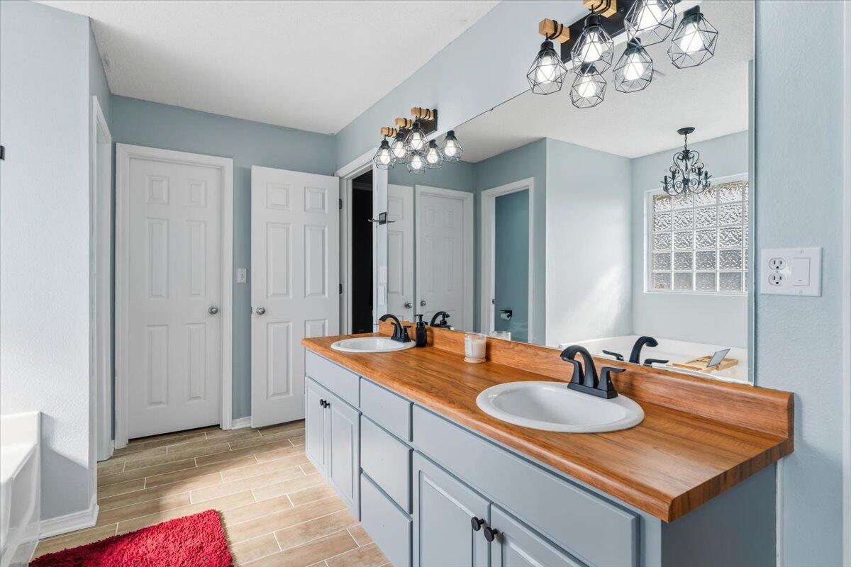 LEE FARMS PH I - Residential