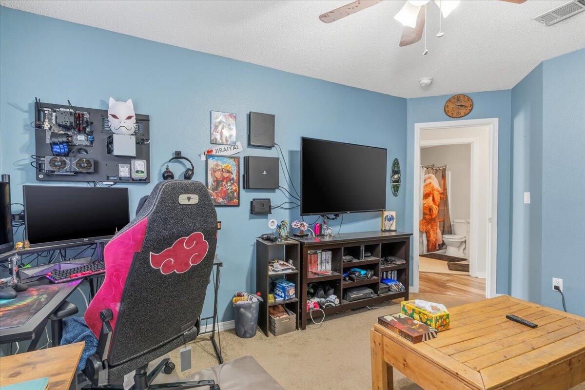 LEE FARMS PH I - Residential