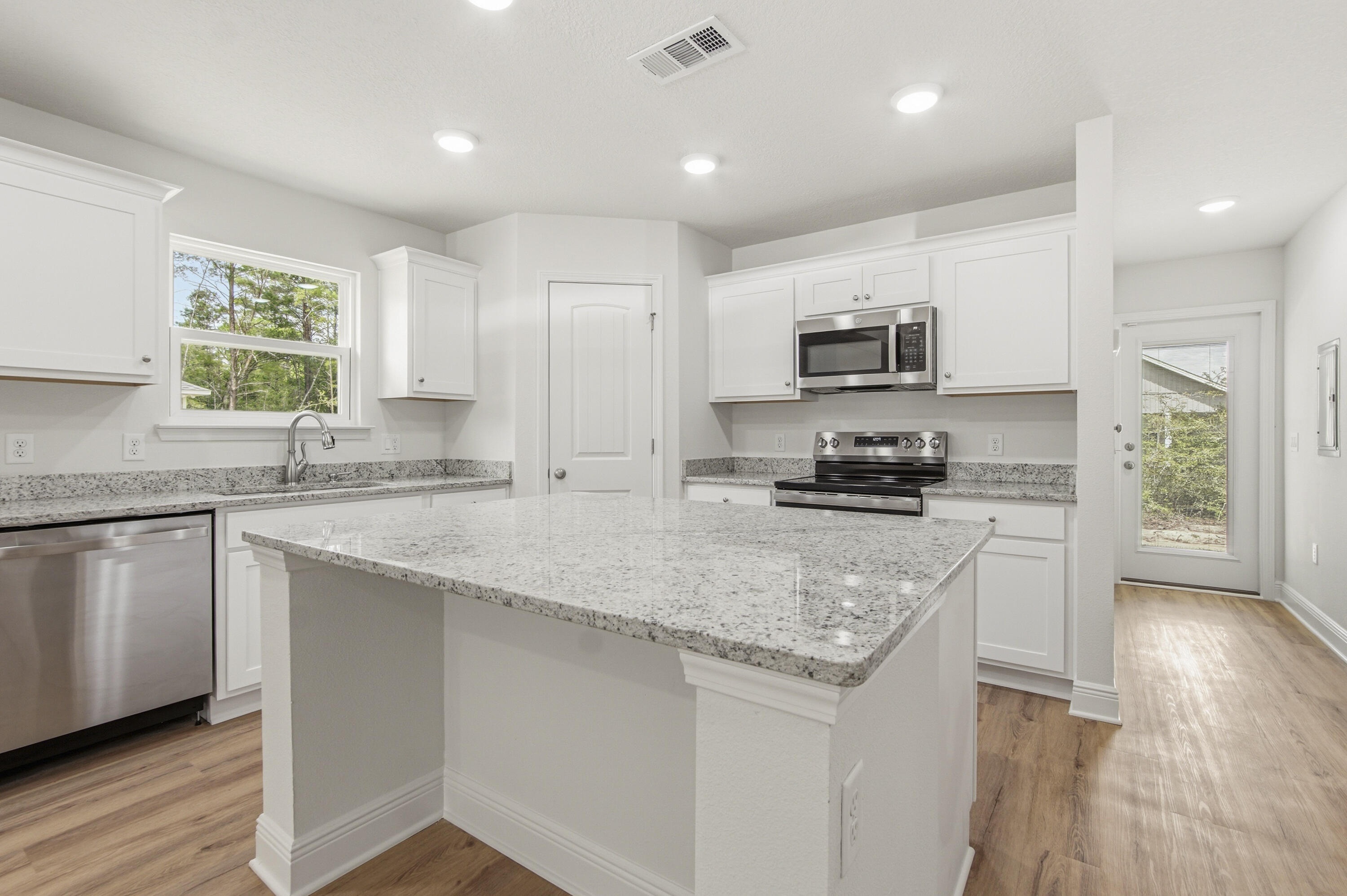 OAKWOOD HILLS UNIT 3 - Residential