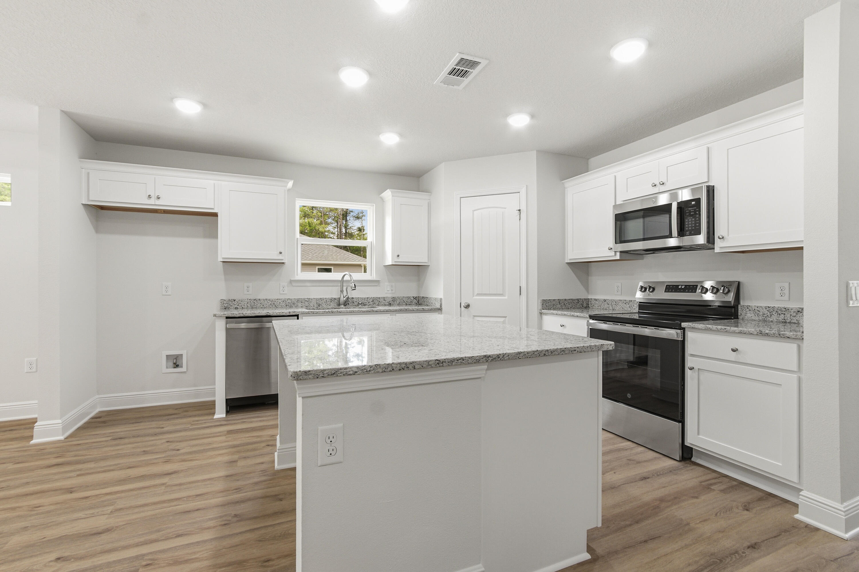 OAKWOOD HILLS UNIT 3 - Residential